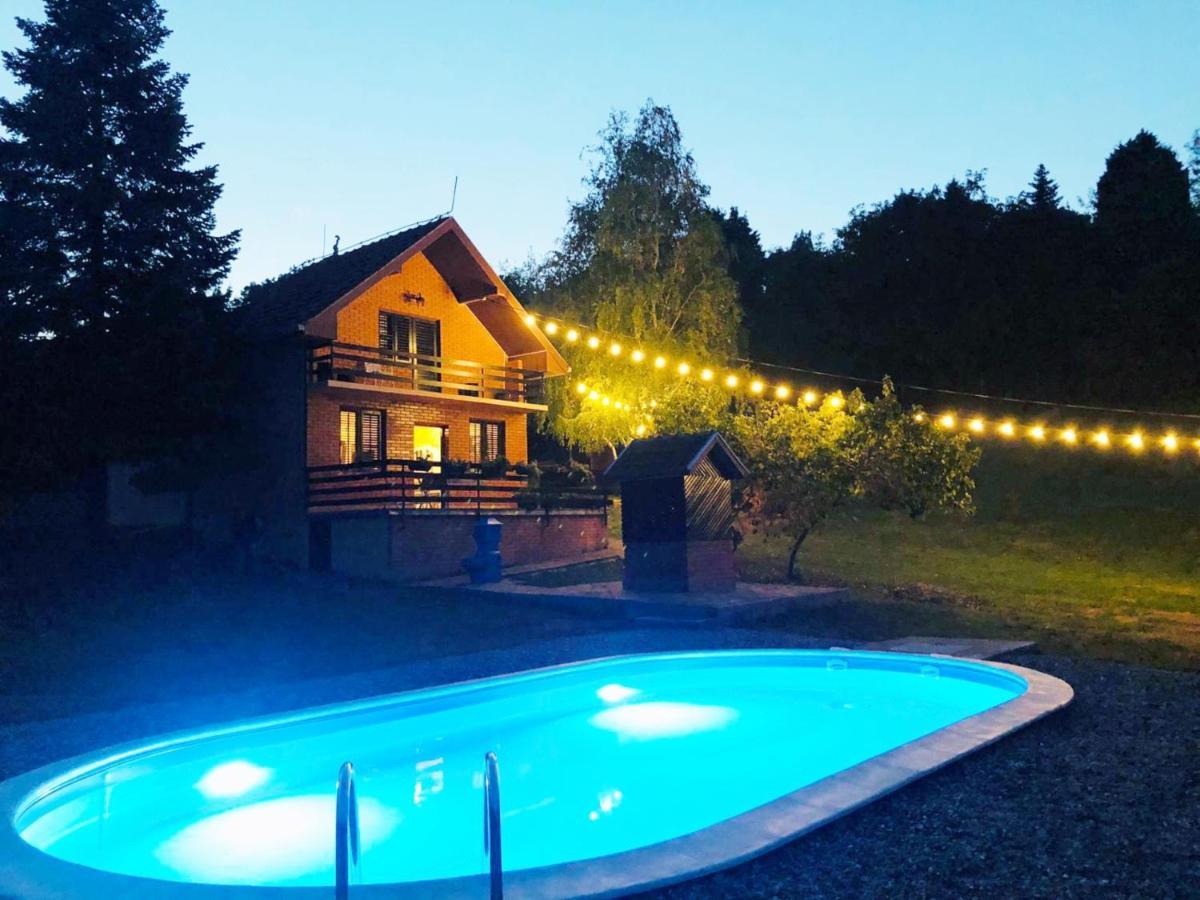 Fruska Pool House Villa Sremska Kamenica Eksteriør billede